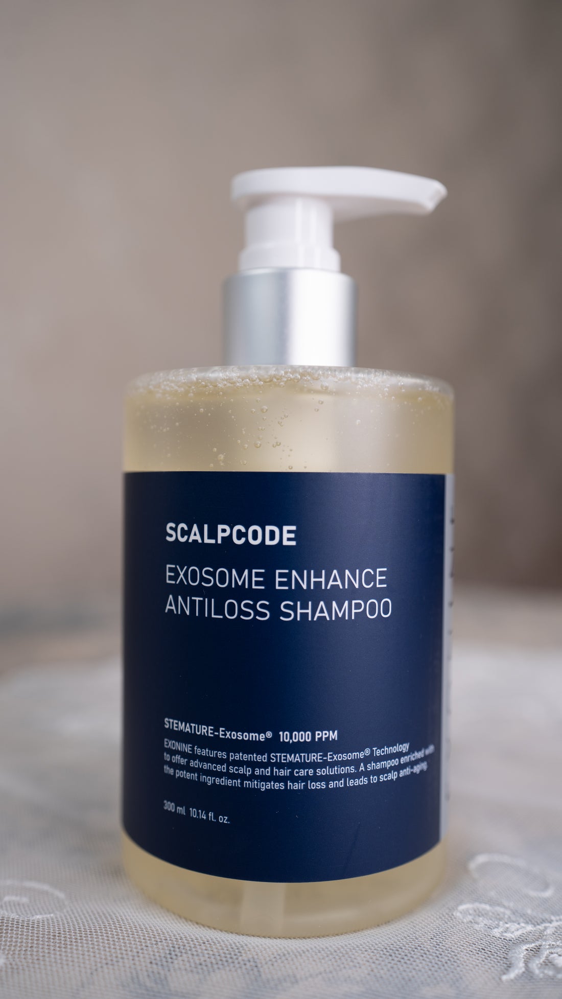 Untersuchen Sie den Scalp Code Exosome Enhance Anti Loss Shampoo